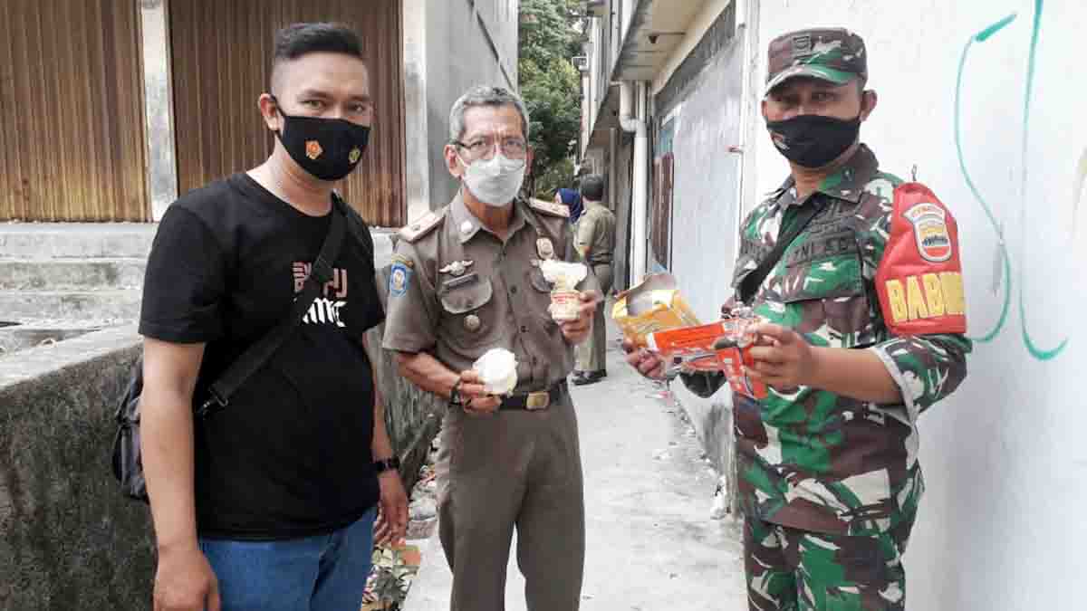 Ratusan Bungkus Obat Batuk dan Lem Bekas Ditemukan di Karimun