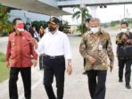 Gubernur Kepri, Ansar Ahmad, menyambut kedatangan Menko PMK, Muhadjir Effendy dan rombongan ke Tanjung Pinang