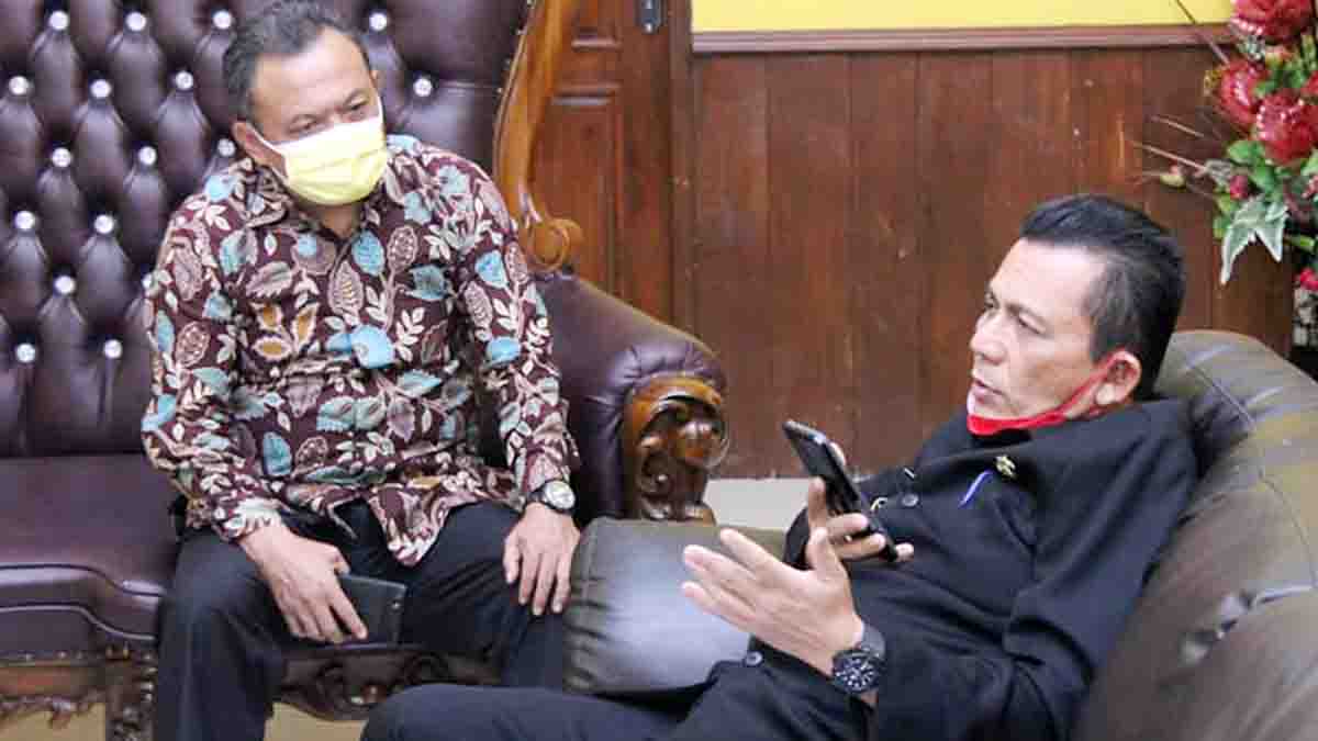 Jadi Narasumber, Ansar Paparkan Jurus Pemulihan Ekonomi Kepri