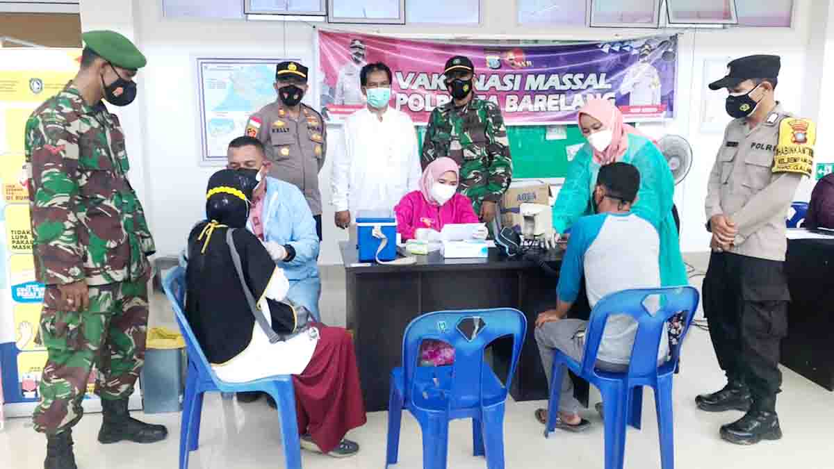Polsek Galang Gelar Gerai Vaksin Merdeka