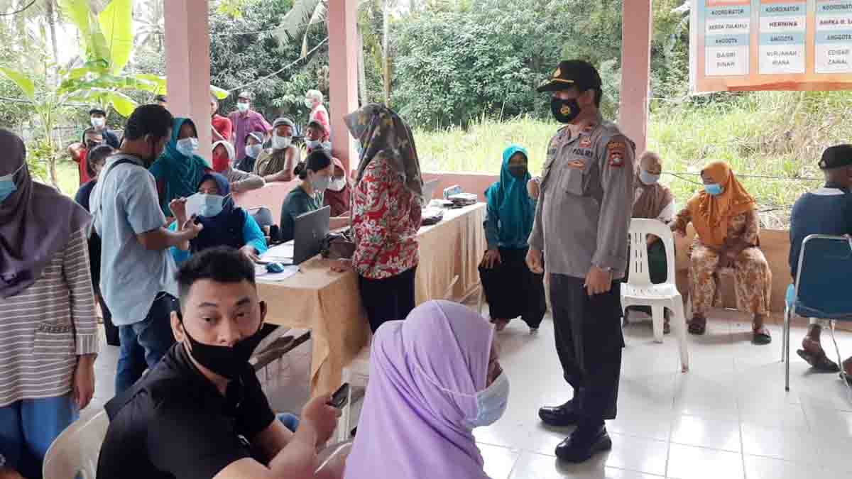 Polsek Bulang Mudahkan Warganya Dapatkan Vaksin Covid-19