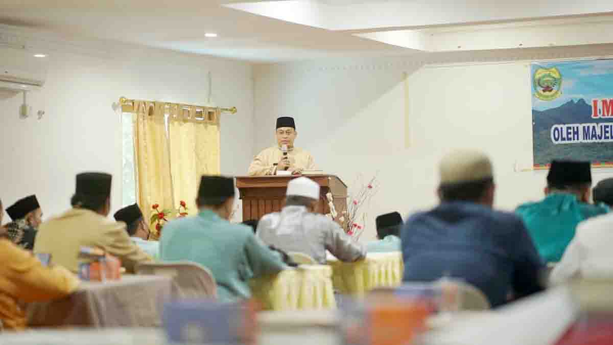 Bupati Lingga Buka Pelatihan Imam dan Khatib, Serta Musda MUI Lingga