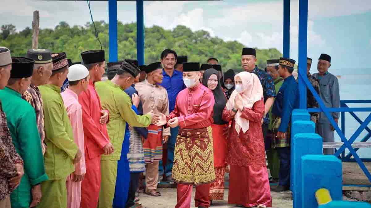 Kunjungi Desa Persiapan, Nizar Pastikan PLN Masuk Desa