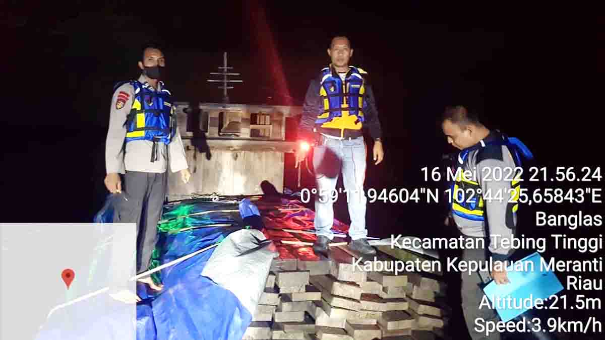 Hendak Jual Kayu Ilegal Logging ke Kecamatan Meral, 3 Pelaku Ditangkap