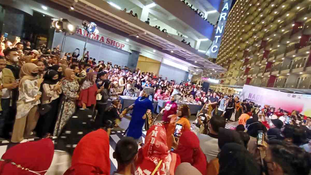 38 Peserta Meriahkan Nagoya Thamrin Fashion Week di Kota Batam