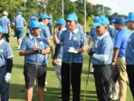 Gubernur Kepulauan Riau, Ansar Ahmad, bersama para peserta Turnamen Golf Apindo Kepri 2022