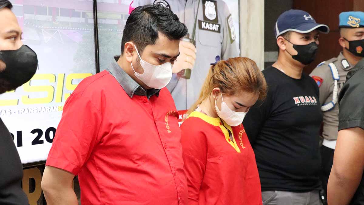 Lama Tak Kedengaran Usai Ditangkap Polisi, Begini Kondisi Anggota DPRD Batam bersama Teman Wanitanya