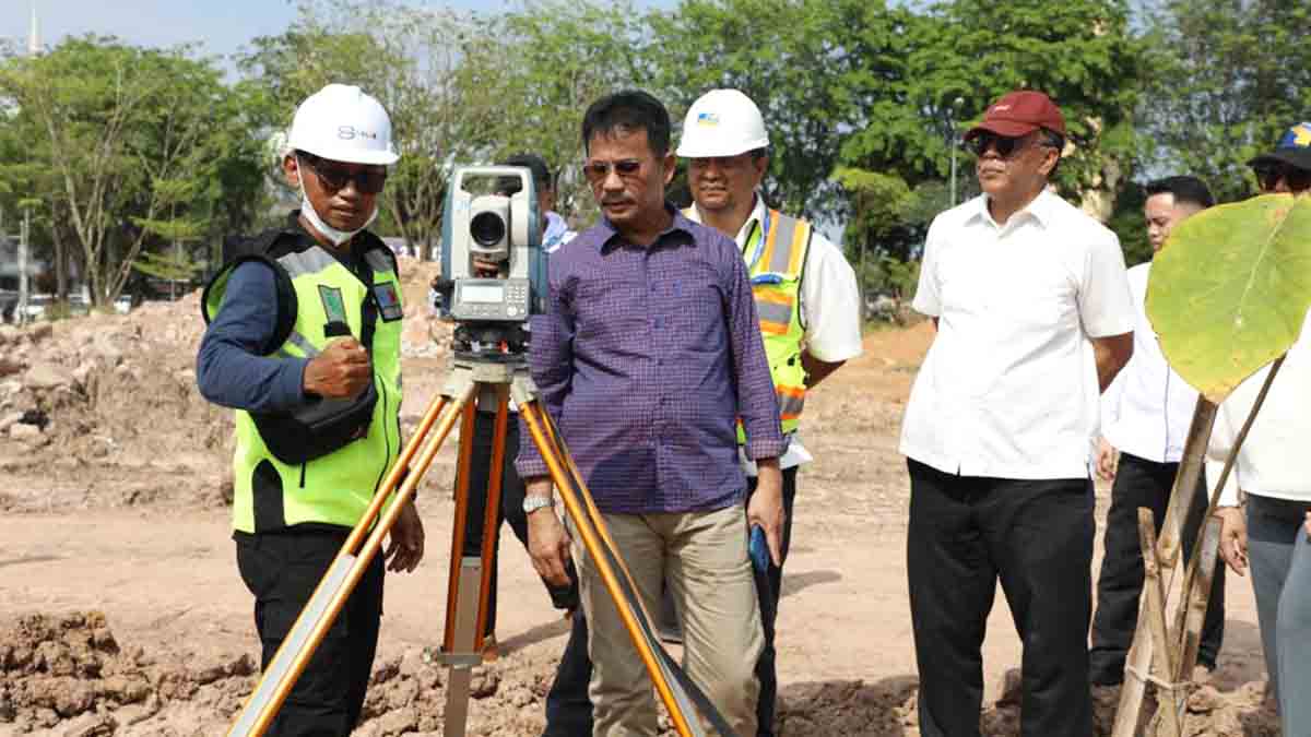 Tinjau Pembangunan Jalan Arteri Batu Ampar – Batu Besar, Rudi: Semoga Rampung Tepat Waktu 31 Desember 2023