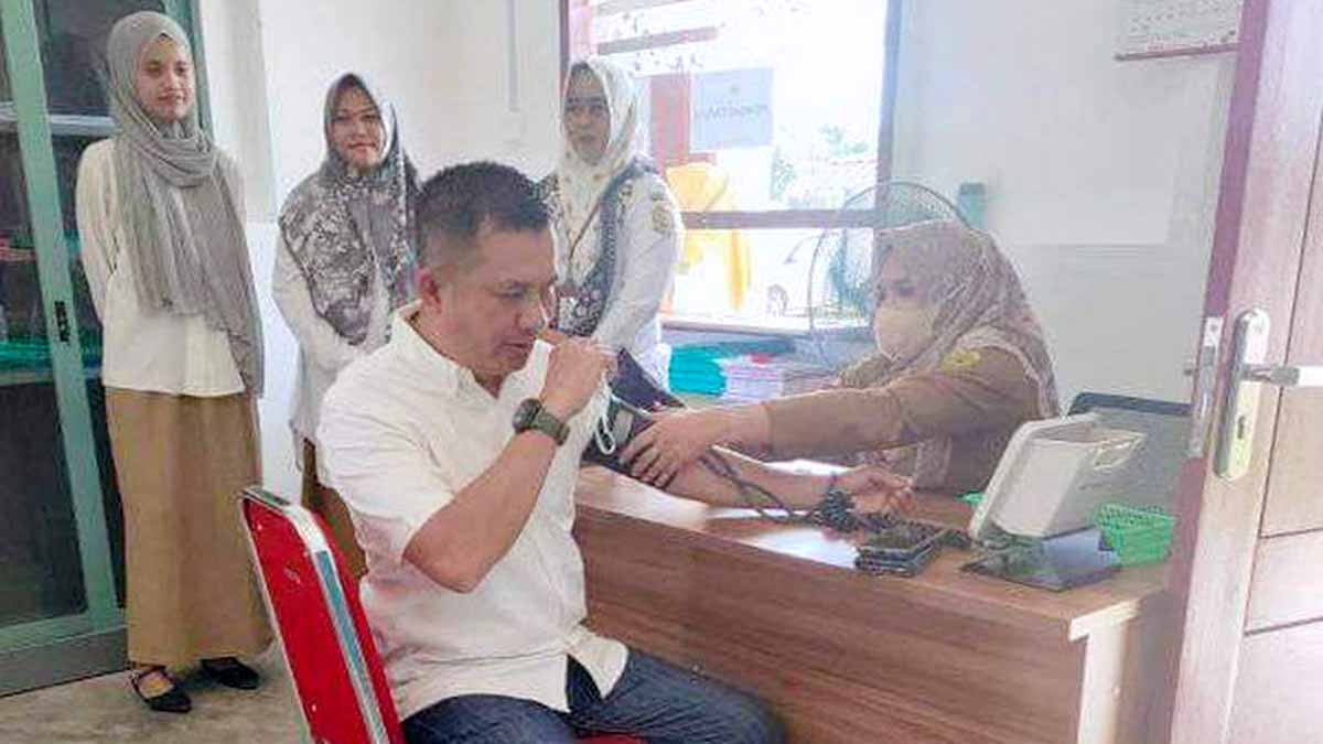 Pastikan Pelayanan Kesehatan Maksimal, Ketua DPRD Lingga Kunjungi Puskemas Hingga ke Pelosok