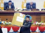 Wakil Ketua 2 DPRD Kabupaten Bintan, Agus Hartanto, mengangkat kota suara