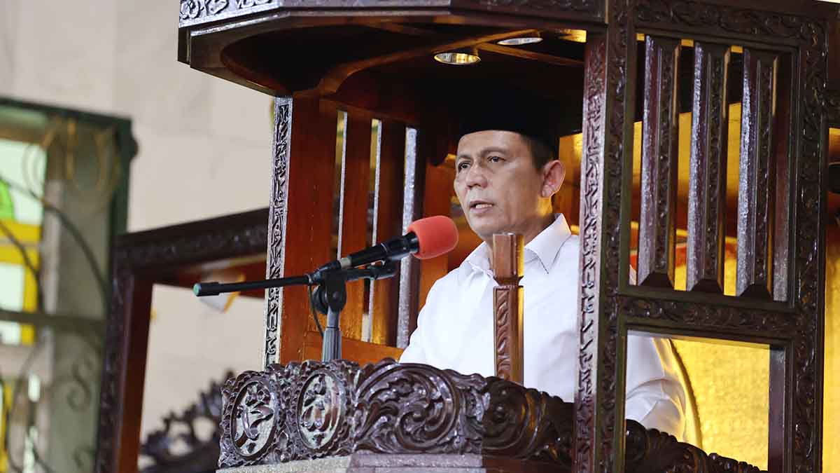 Khutbah Jumat di Hadapan Wapres RI, Gubernur Ansar Ahmad Doakan Masyarakat Kepri