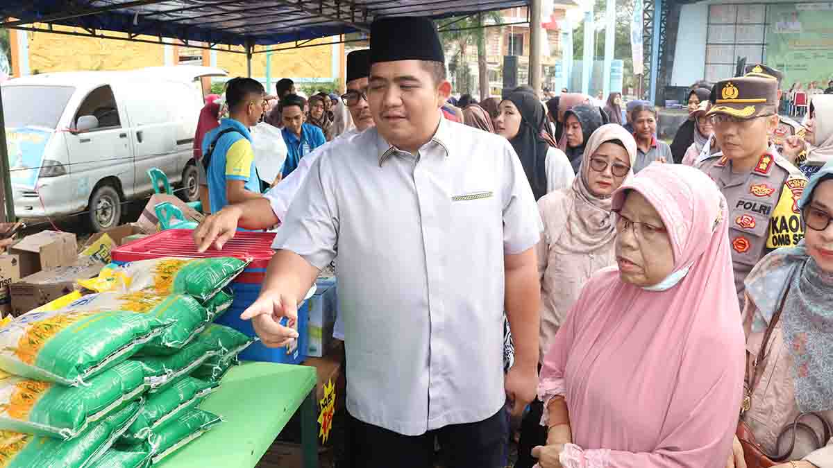 Jelang Hari Raya Idul Fitri, Bupati Roby Turun Langsung Tinjau Pangan Murah