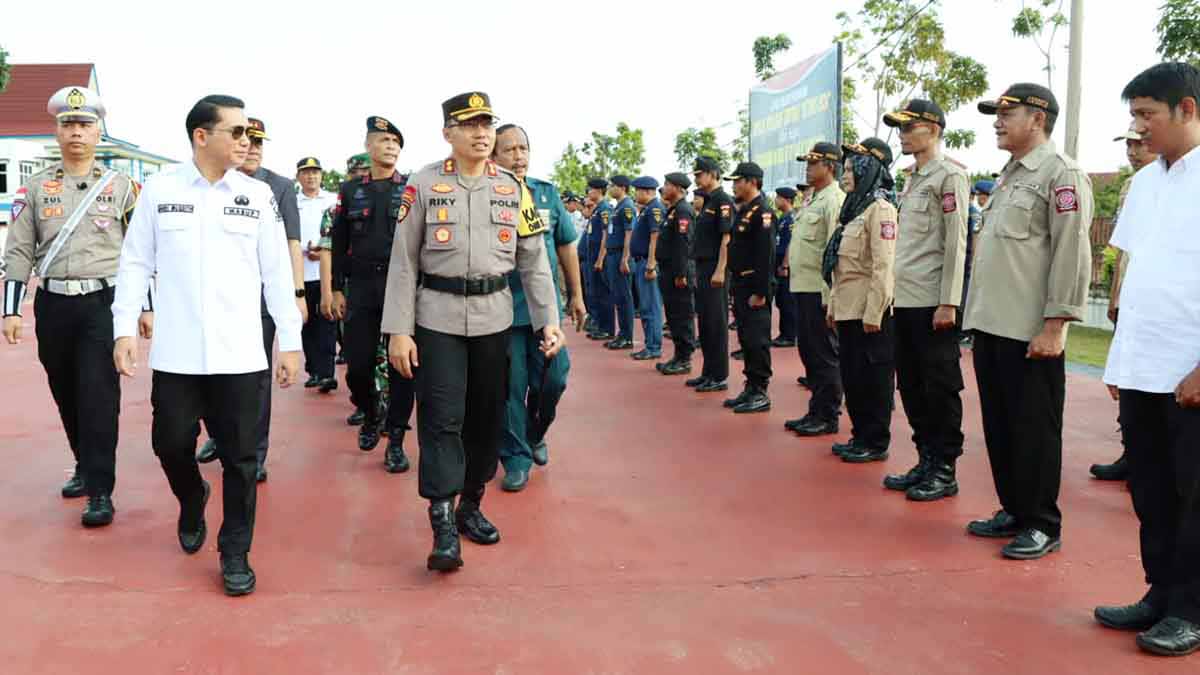 Wakil Bupati Bintan bersama Kapolres Bintan Pimpin Apel Gelar Pasukan Operasi Ketupat Seligi 2024