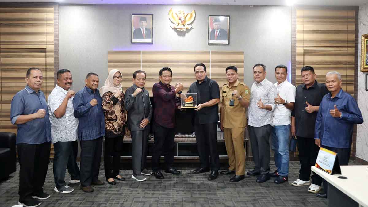 Awasi Pengendalian Harga, Komisi 2 DPRD Tanah Datar Gali Pengalaman di DPRD Batam