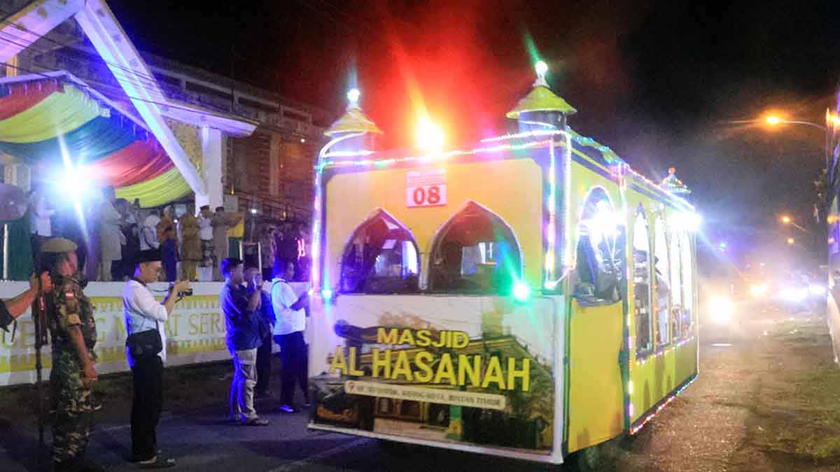 Lepas Pawai Takbir Idul Adha 1445 H, Bupati Roby: Cerminkan Ajaran Islam yang Sesungguhnya, Rajut Persaudaraan