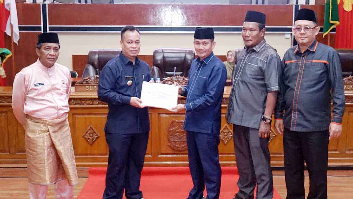 DPRD Lingga Gelar Rapat Ranperda Zakat dan LPj APBD 2023