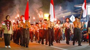 1.600 Peserta Ikuti Pawai Obor HUT RI ke-79 di Kepulauan Meranti