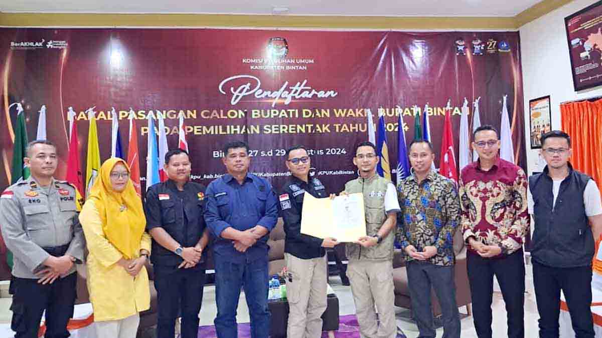 KPU Kabupaten Bintan Tetapkan Roby Kurniawan-Deby Maryanti Sebagai Pasangan Calon Bupati dan Wakil Bupati Bintan 2024