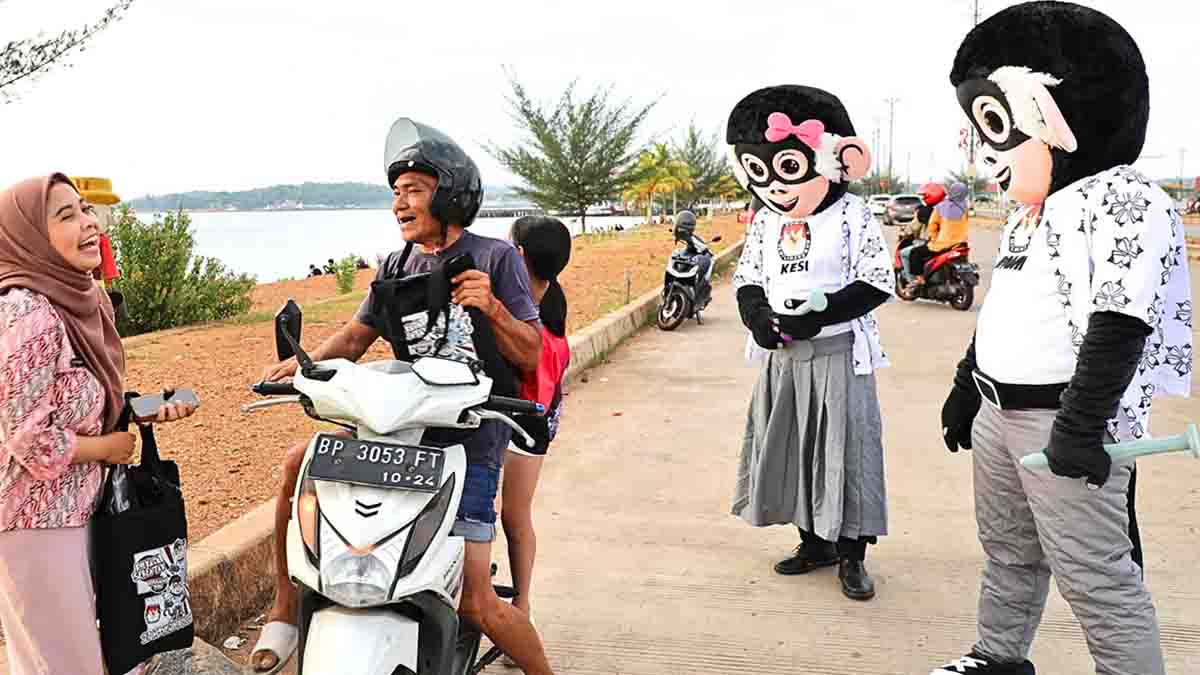 KPU Kepri Hadirkan Maskot Rami dan Kesi Sosialisasikan Pilkada 2024 di Tanjung Pinang