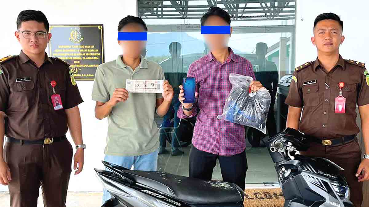 Kejari Bintan Kembalikan Barang Bukti Kasus Pencabulan kepada Terpidana Yunda, Mulai dari Baju Hingga Sepeda Motor Merk Yamaha Xeon