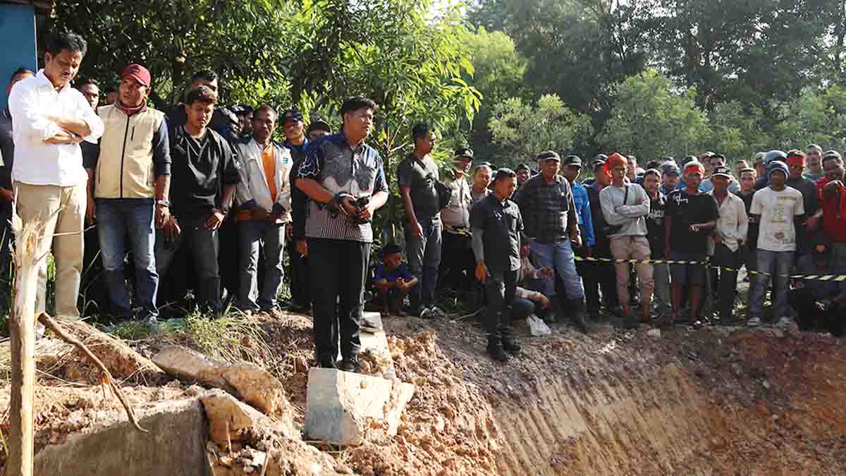 Sudah Ada Solusinya, Rudi Tinjau Pemasangan Mini Booster Pump di Perumahan Putra Jaya Batam
