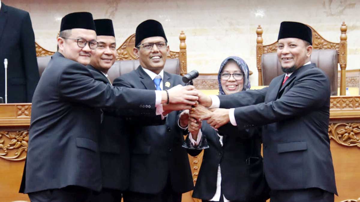 Gantikan Nuryanto, Muhammad Kamaluddin Resmi Dilantik Sebagai Ketua DPRD Kota Batam Definitif Periode 2024-2029