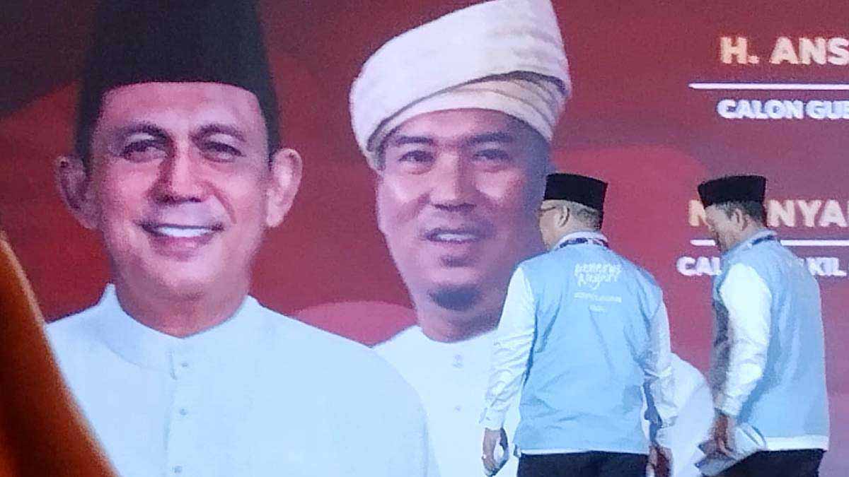 Debat Pilgub Kepri 2024: Ansar-Nyanyang Kenakan Rompi Penerus Negeri, Tegaskan Komitmen Majukan Generasi Muda