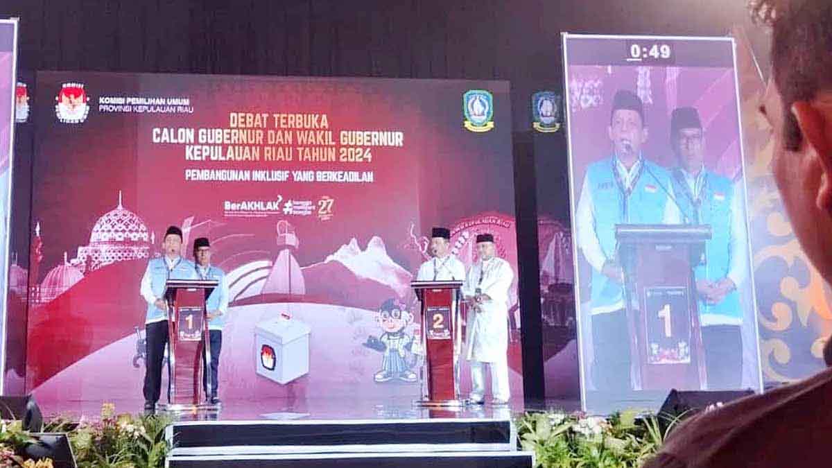 Bahas Disabilitas, Aunur Rafiq Malah Soroti Gen Z dalam Debat Cagub Kepri: Ini Komentar Para Penonton!