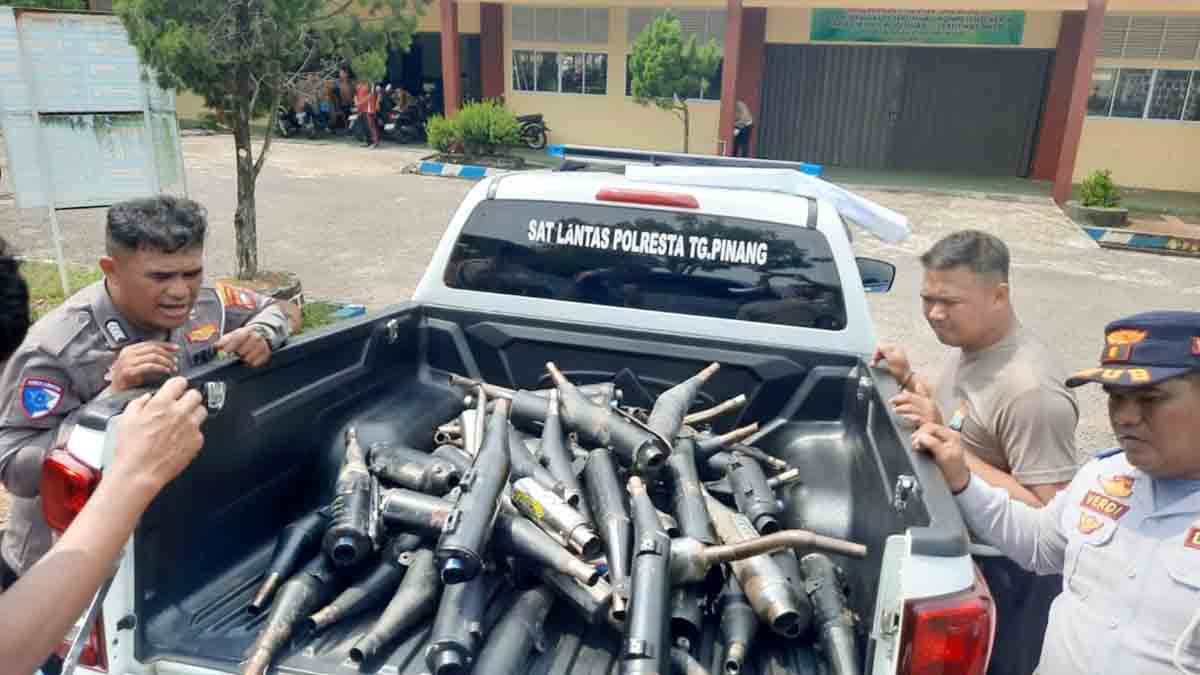 Polisi Tertibkan 60 Knalpot Bising Milik Pelajar SMKN 3 Tanjung Pinang
