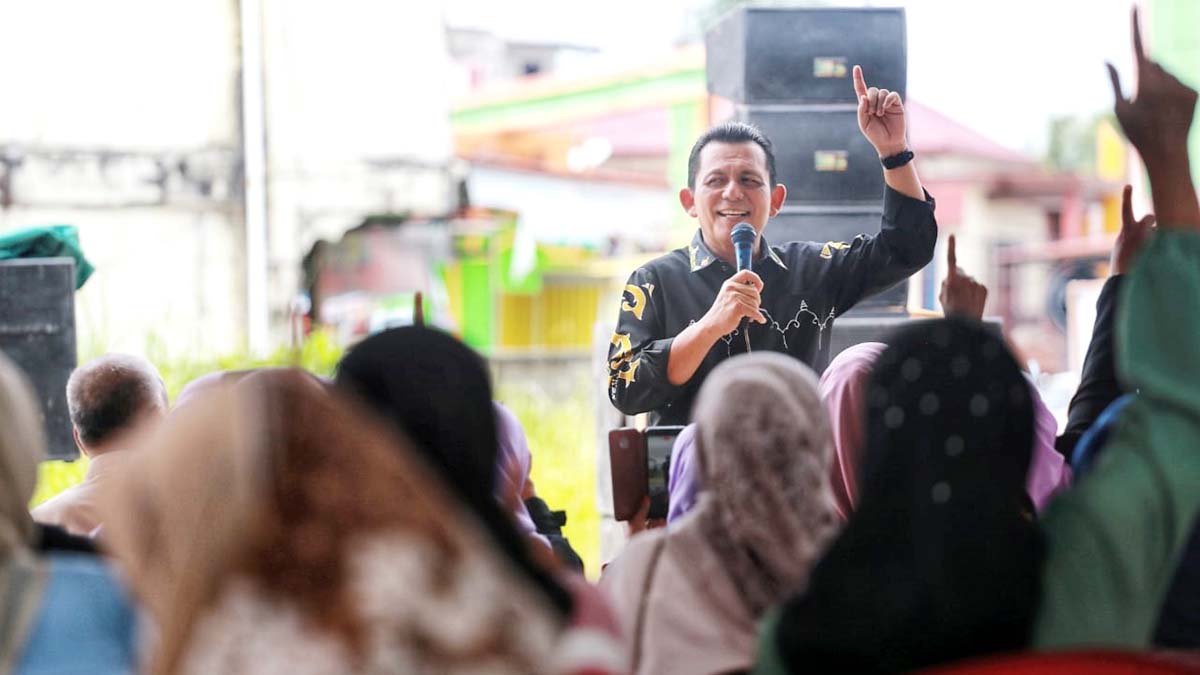 Setelah Sukses Salurkan Program Beasiswa D3 sampai S1, Tahun 2025 Ansar Ahmad Akan Perjuangkan Beasiswa Mahasiswa Jenjang S2 dan S3