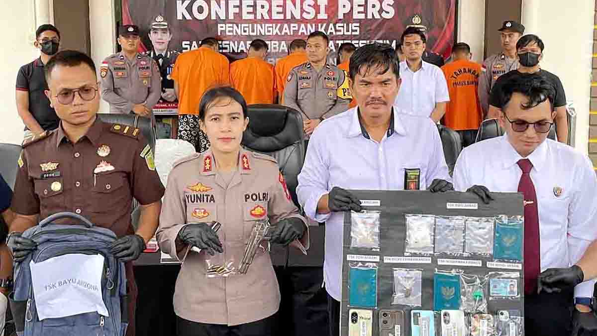 Selain Menyita Sepucuk Senjata Api Jenis CS 75 BD, Polres Bintan Juga Ringkus Warga Negara Malaysia Bersama 5 Rekannya