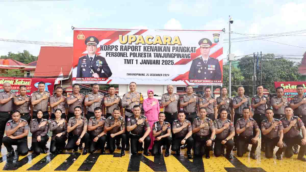 30 Personel Polresta Tanjung Pinang Naik Pangkat: Kapolresta Tekankan Disiplin dan Inovasi