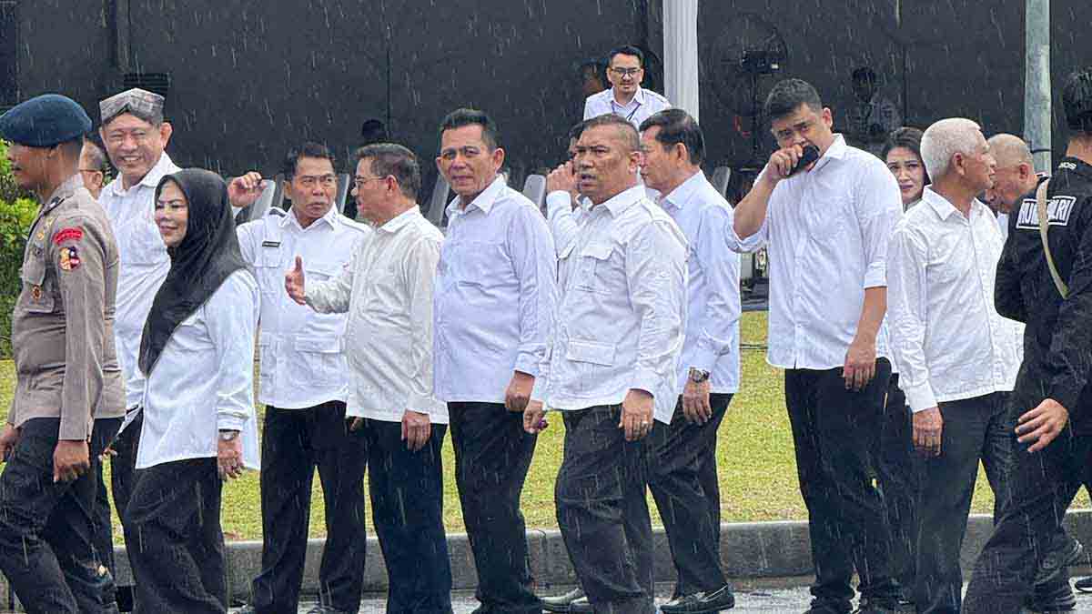 Gubernur dan Wakil Gubernur Kepri Terpilih Ansar Ahmad dan Nyanyang Haris Pratamura mengikuti Gladi Bersih menjelang Pelantikan di Istana Merdeka