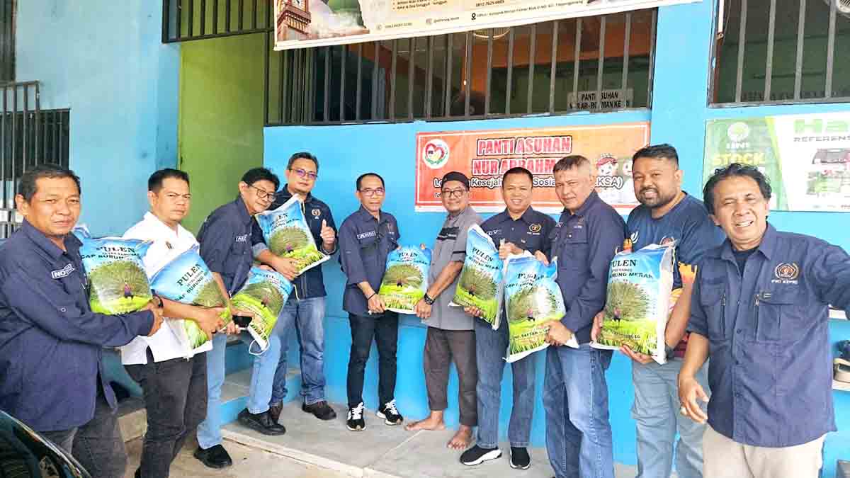 HPN 2025, PWI Kepri Salurkan Bantuan Beras ke Panti Asuhan Nur Ar Rahman Tanjung Pinang