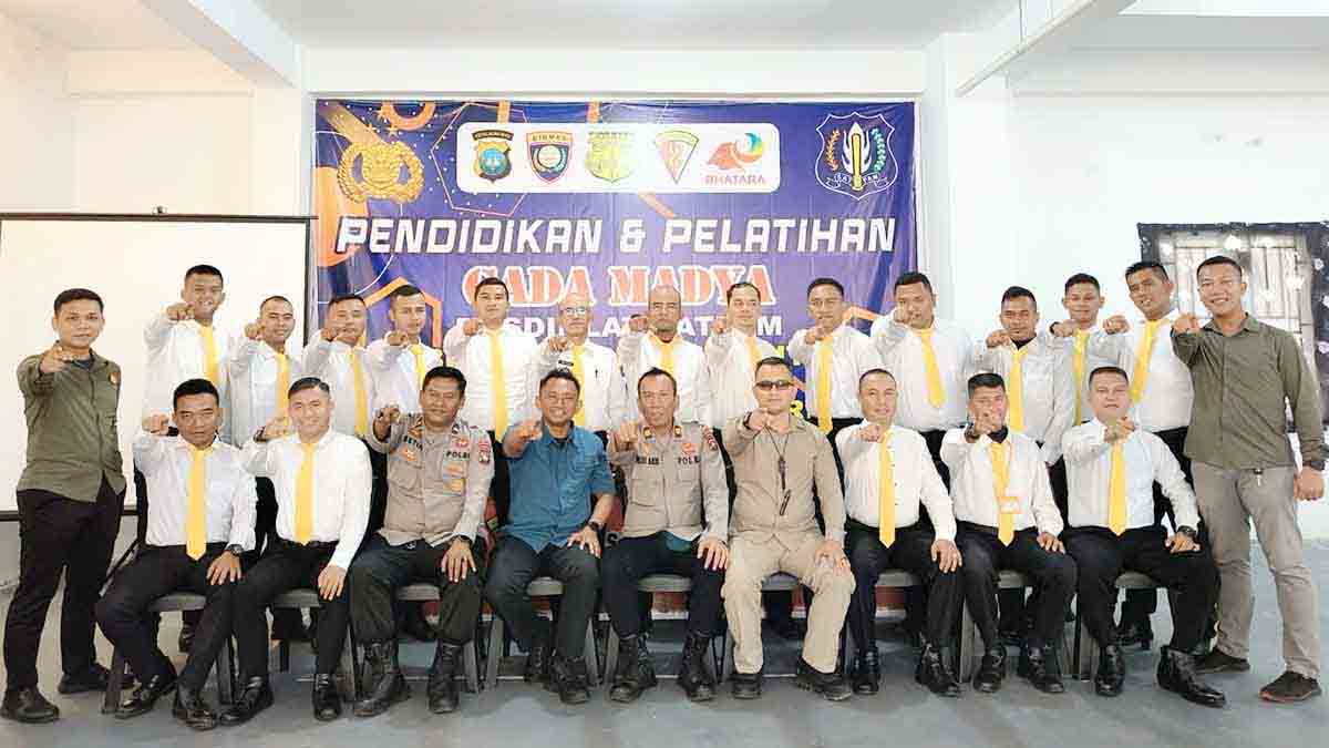 21 peserta dari berbagai perusahaan dan institusi ternama di Batam dan sekitarnya mengikuti Pelatihan Satpam Gada Madya Batam