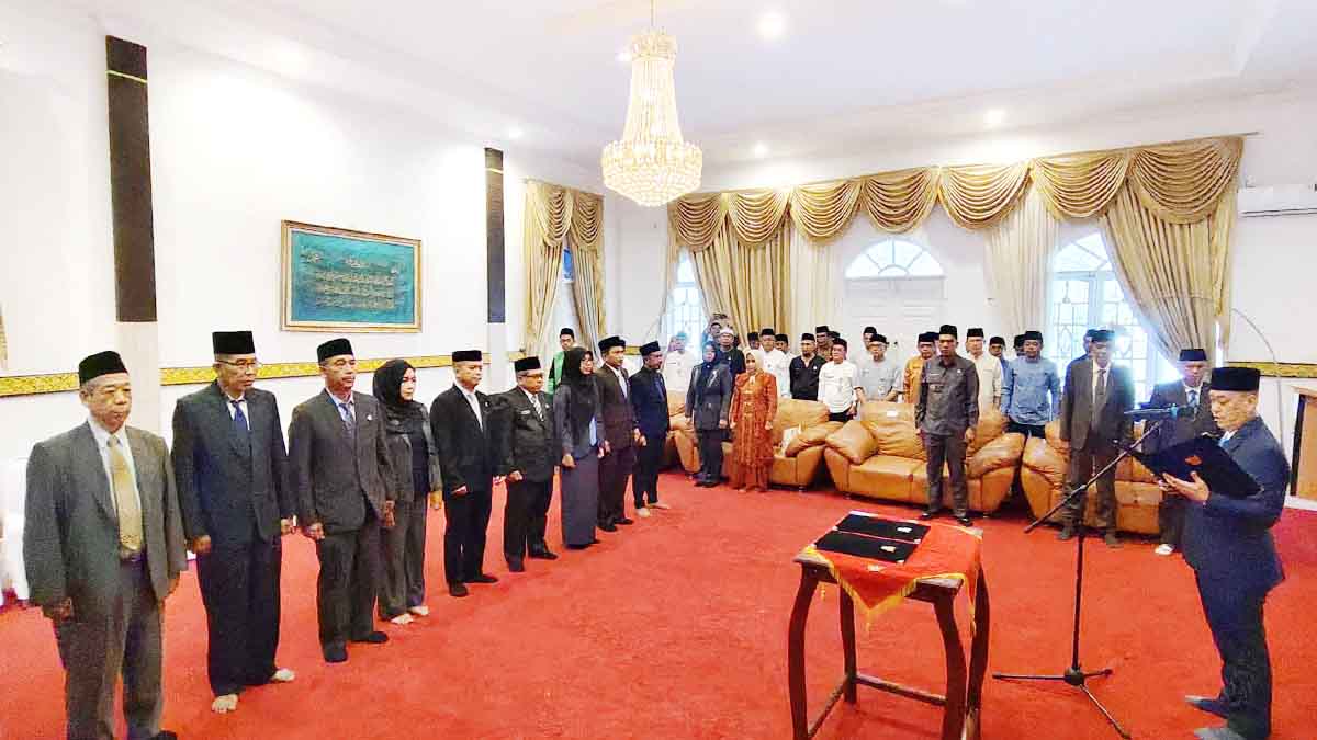 Bupati Lingga Lantik 9 Pejabat Tinggi Pratama, Minta Segera ‘Gas Pol’ untuk Pelayanan Masyarakat