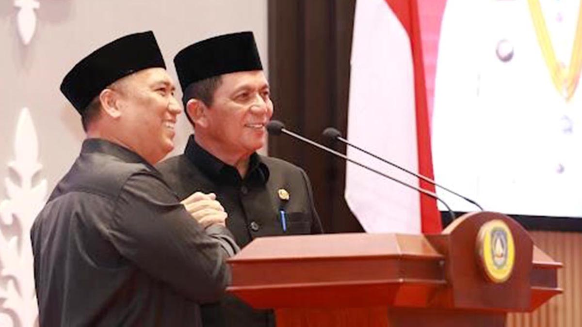 Gubernur Kepulauan Riau, Ansar Ahmad dan Wakil Gubernur Kepri, Nyanyang Haris Pratamura, menyampaikan pidato perdana sebagai pemimpin Kepri periode 2025-2030 dalam Rapat Paripurna DPRD Kepri