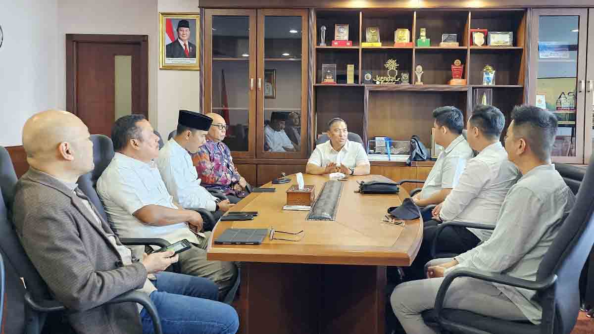 Wakil Gubernur Kepulauan Riau (Wagub Kepri), Nyanyang Haris Pratamura, menerima kunjungan silaturahmi dari sejumlah pengusaha Kota Batam