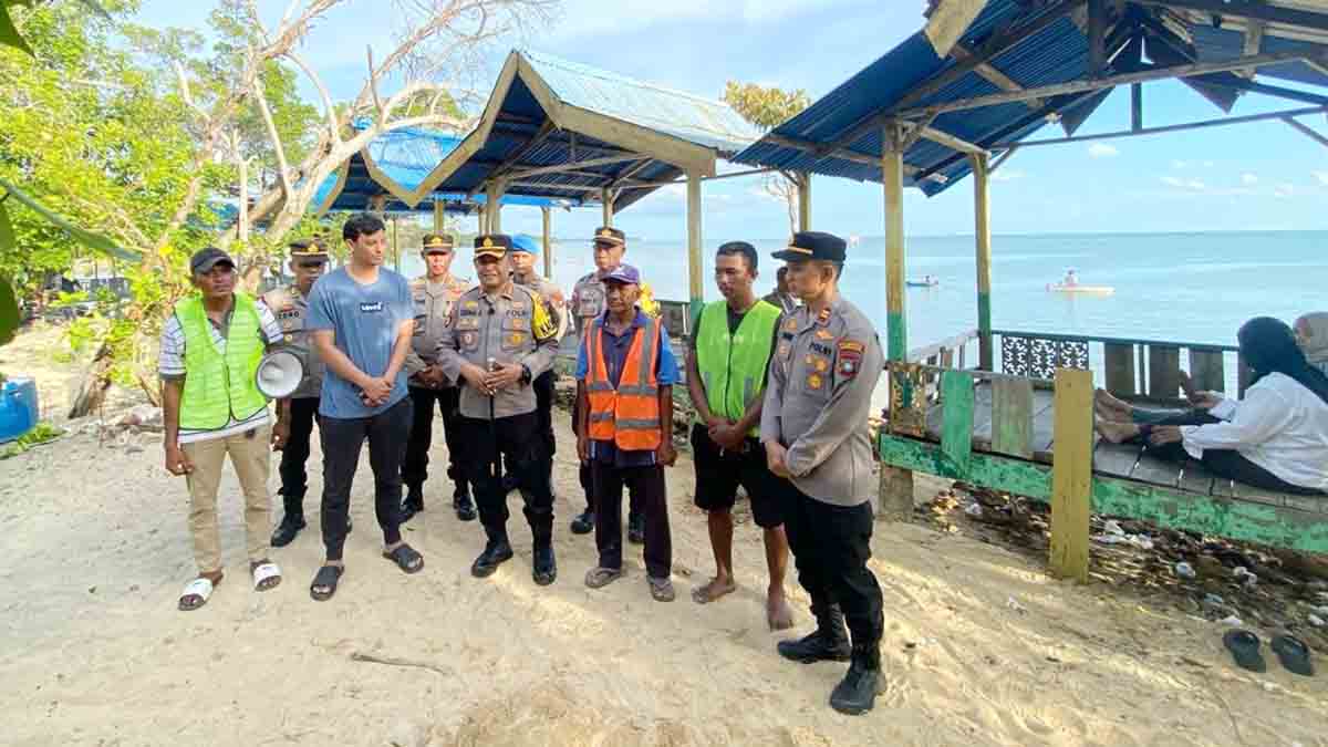 Kapolresta Barelang Tinjau Pos Pengamanan Wisata Pantai Setokok, Pastikan Keamanan Libur Lebaran
