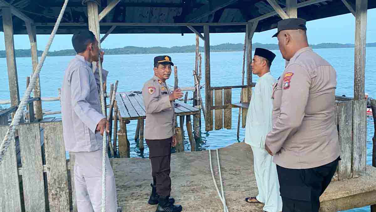 Pelantar Roboh di Pelabuhan Tajur Resun Lingga, Dua Pelajar Alami Luka Dievakuasi