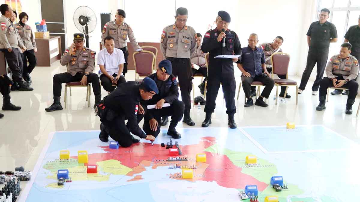 Polres Bintan Gelar Tactical Floor Game, Siap Amankan May Day 2025
