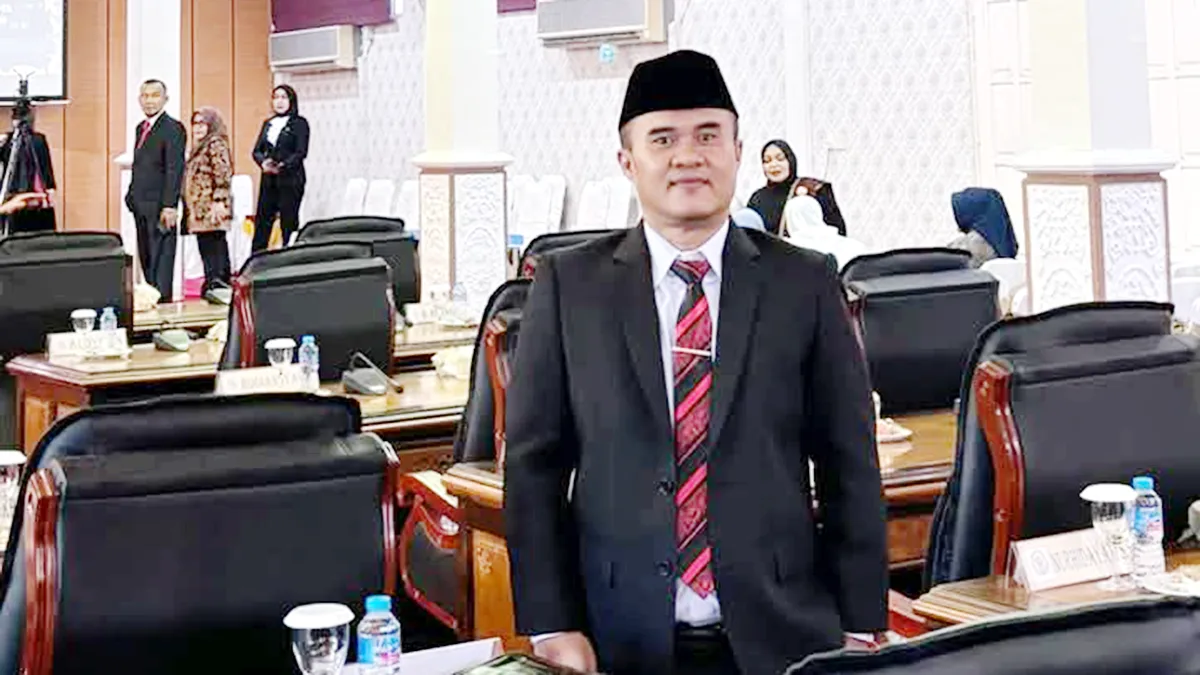 Anggota DPRD dari Fraksi Gerindra Plus, Dharmendra, menyampaikan kritik tajam terhadap dokumen Ranwal RPJMD 2025 2029 yang disusun oleh Bupati dan Wakil Bupati Karimun