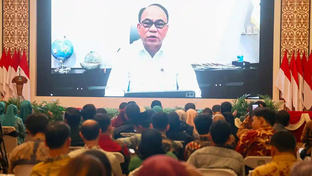 Menteri Koperasi RI, Budi Arie Setiadi, menyatakan bahwa Provinsi Kepri memiliki potensi besar untuk menjadi lokomotif nasional dalam pengembangan Kopdes Merah Putih