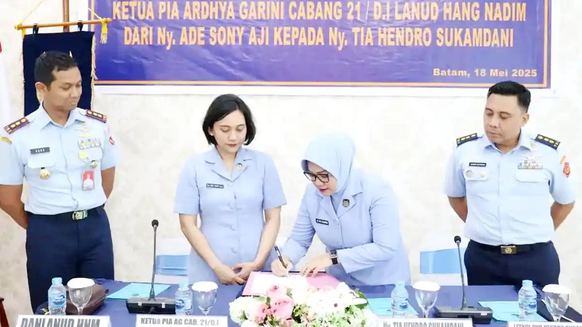 Ny. Tia Hendro Sukamdani siap melanjutkan Estafet Kepemimpinan PIA Ardhya Garini Lanud Hang Nadim Batam