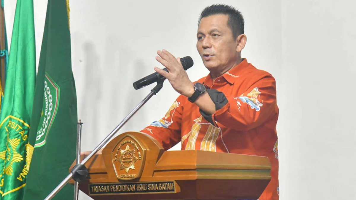 Gubernur Kepulauan Riau, Ansar Ahmad, menyampaikan apresiasi kepada Yayasan Ibnu Sina Batam