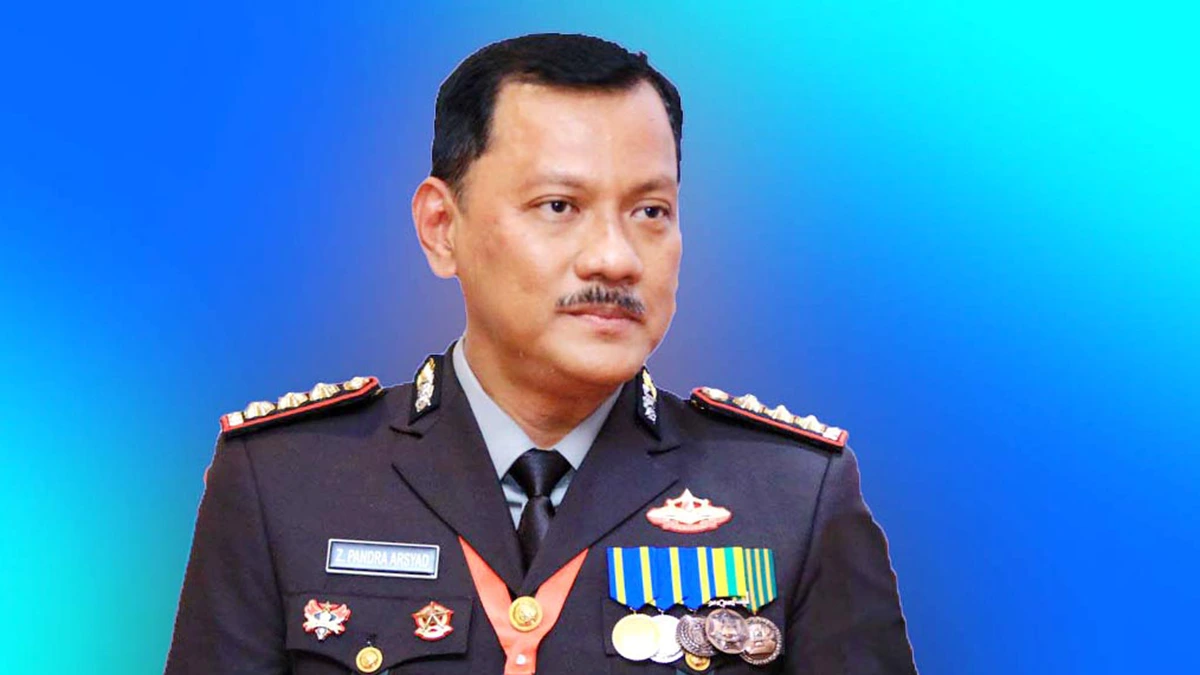 Kabid Humas Polda Kepri, Kombes Pol Zahwani Pandra Arsyad, menyampaikan tentang mutasi Irbid Itwasda Polda Kepri AKBP Nugroho DW Karyanto