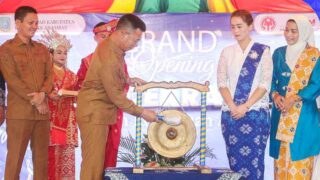 Bupati Aneng Resmikan Pusat Gallery Dekranasda Anambas, Dorong UMKM dan Pelestarian Budaya