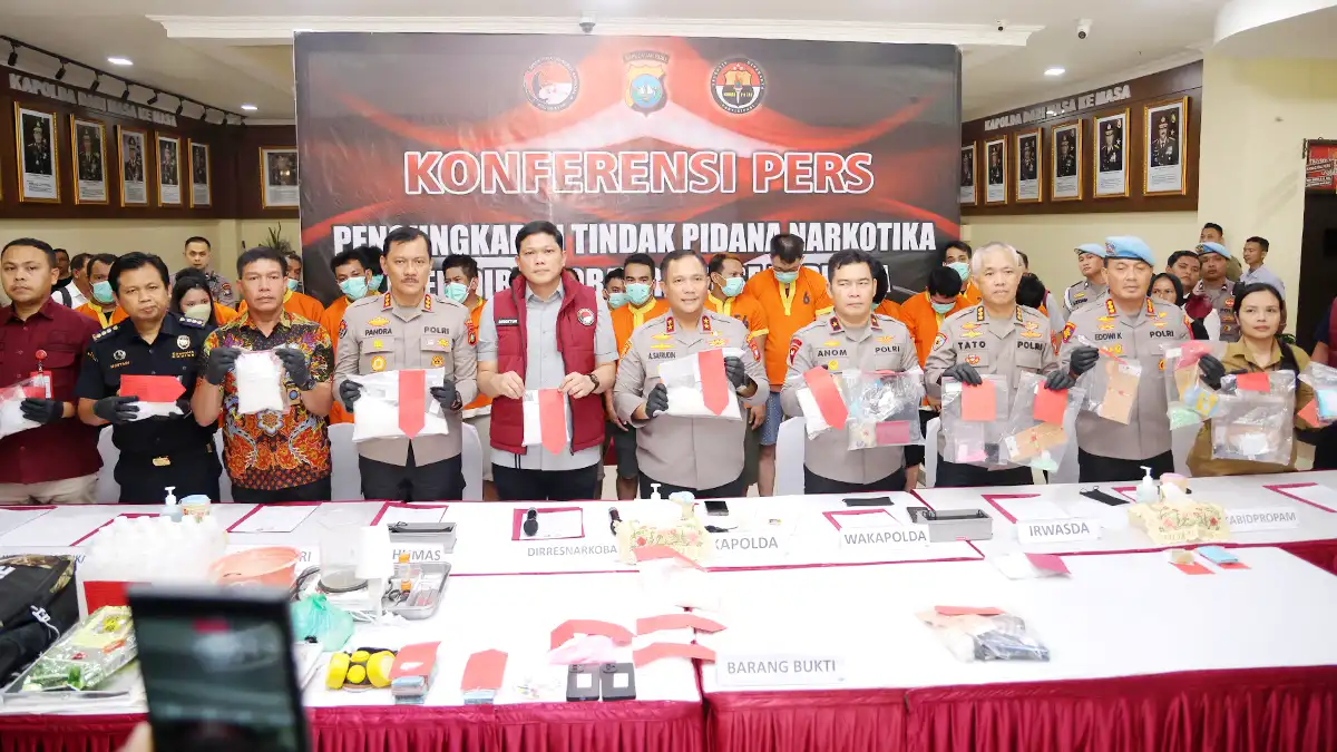 Mini Lab Narkotika Terbongkar, Polda Kepri Sita 5,5 Kg Sabu dan Ratusan Gram Ekstasi di Batam