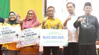 Anggarkan Rp2,99 Miliar, Gubernur Ansar Serahkan Bantuan Beasiswa kepada 1.187 Mahasiswa se-Kepri