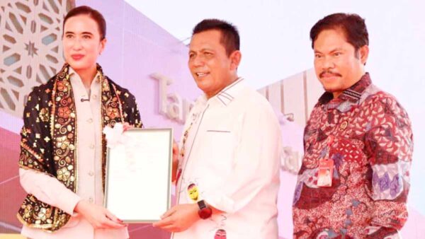 Ansar Ahmad Serahkan Lahan Rp4,88 Miliar untuk Pembangunan Pusat Kreasi Destinasi Pariwisata di Tanjungpinang